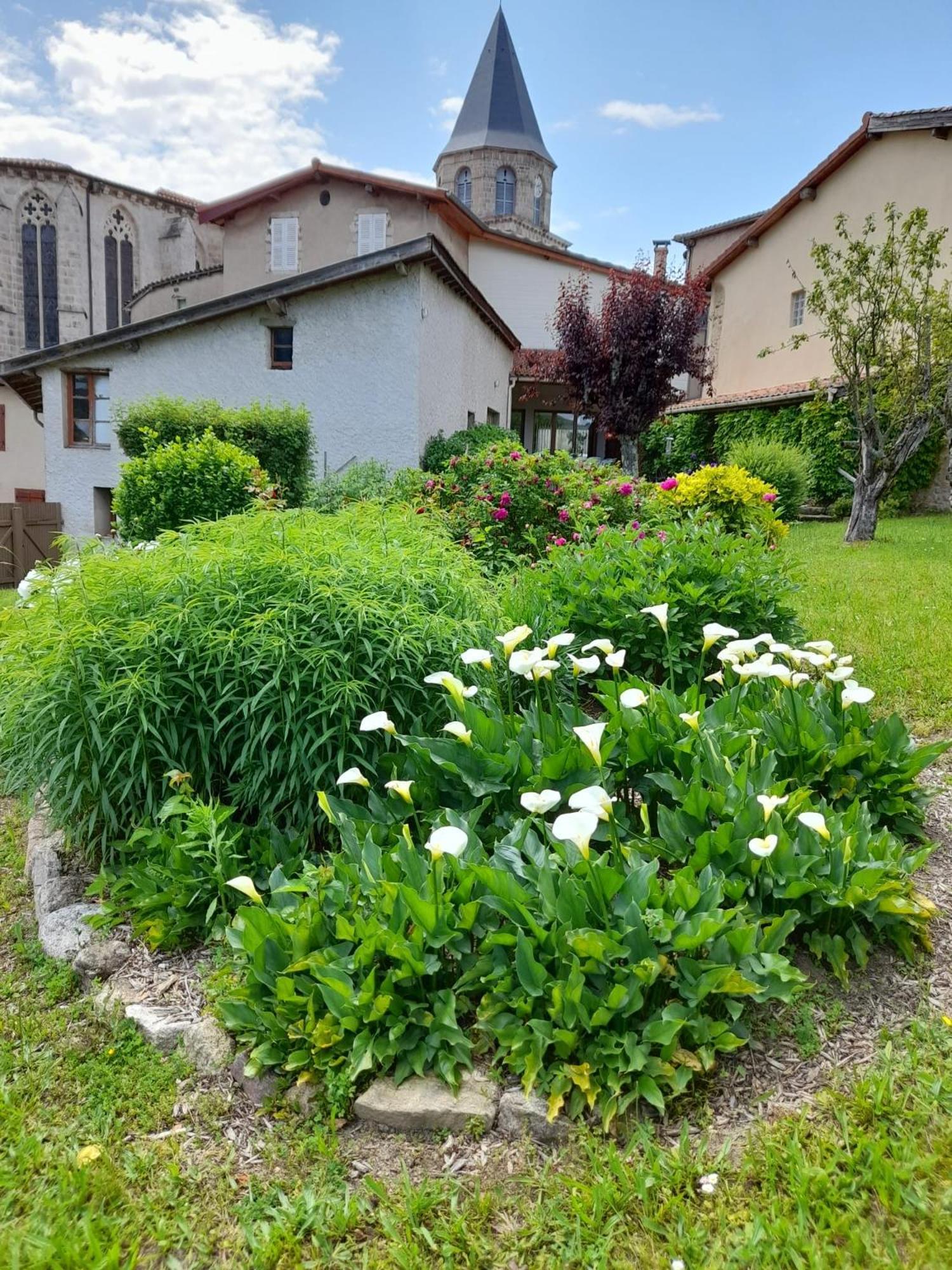 Le Jardin De Chignore Vollore-Ville Exterior photo